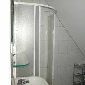 Pokój z łóżkiem king-size